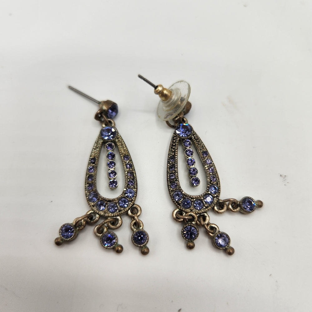 Earrings cute design